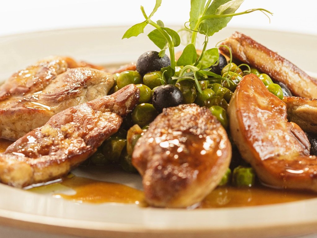 caille petits pois et foie gras paris gavroche